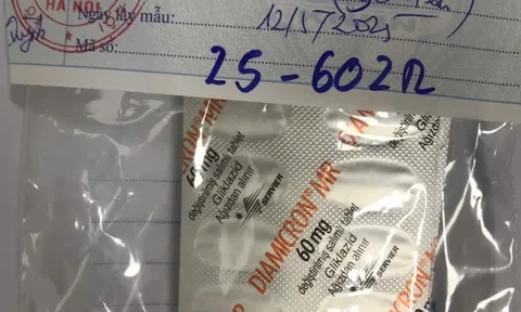 Liên tiếp phát hiện nhà thuốc ở Hà Nội bán thuốc giả: Chế tài nào mới đủ sức răn đe?