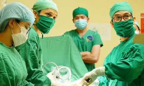 Người phụ nữ có biểu hiện như bị ung thư phổi, sự thật khiến ai cũng phải ngỡ ngàng