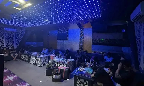 Cảnh sát ập vào quán karaoke HC ở Đồng Tháp, bí mật trần trụi được lật mở ở 2 phòng VIP