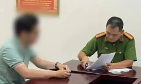 Danh tính và lời thừa nhận của nam thanh niên khỏa thân đuổi theo cô gái ở Hà Nội: 28 tuổi, ở quận Đống Đa