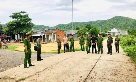 Con rể nổ súng vào nhà bố vợ rồi cướp xe máy bỏ trốn