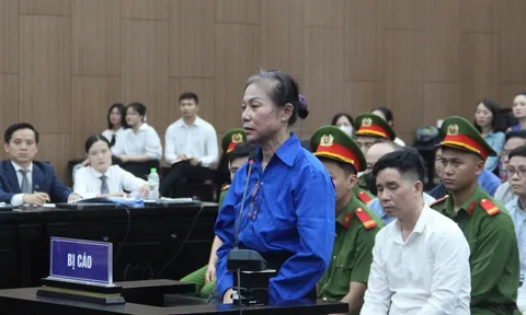 Trước tòa, bà Hoàng Thị Thúy Lan khai rõ về lần giơ 1 ngón tay, nhận ngay 1 triệu USD