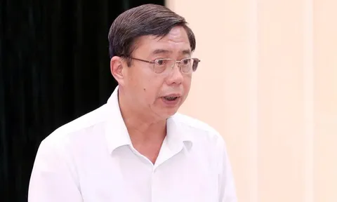 Phát hiện 3 thí sinh dùng AI giải đề thi toán trong lúc thi