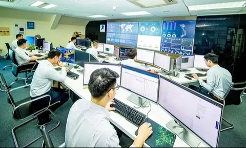 Ngoài tiền lương, 2 nhóm cán bộ, công chức này sẽ được nhận thêm 5 triệu/tháng từ ngày 15/8