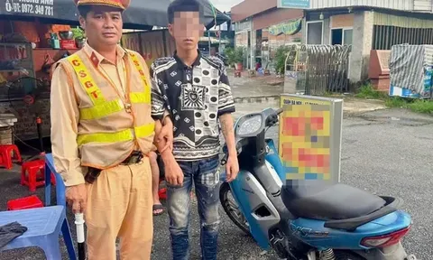 Thiếu niên 15 tuổi đã có chiến tích trộm xe máy từ Nghệ An mang ra Hà Nội thì bị bắt