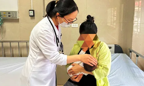 Tự ý pha loãng sái thuốc phiện cho bé 1 tháng tuổi uống, cả gia đình hối hận muộn màng