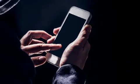 Xử lý như thế nào khi bị đe doạ tống tiền bằng hình ảnh nhạy cảm?