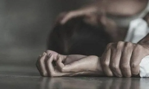 Cô gái khuyết tật trí tuệ bị cha dượng xâm hại đến mang thai, phán quyết cuối cùng gây phẫn nộ