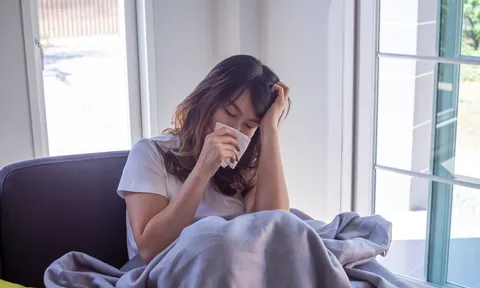 Người phụ nữ bị sổ mũi, ho đi khám phát hiện căn bệnh nguy hiểm: Cảnh báo triệu chứng dễ nhầm cảm lạnh bị bỏ qua