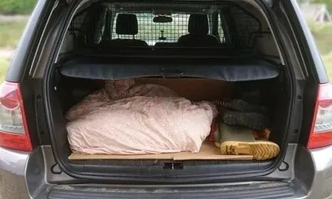 3 thi thể bị giấu trong xe: Phát hiện số vàng lớn, hiện trường dàn dựng tinh vi