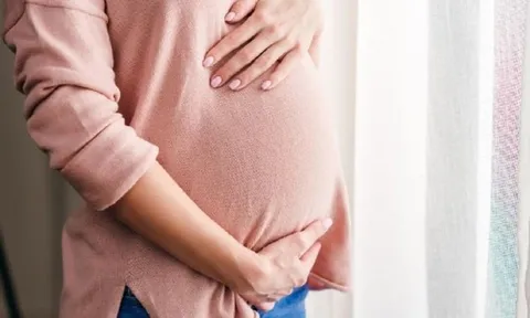 Lời nhắn cuối cùng trên Facebook tuyệt vọng đến xót xa của người phụ nữ 33 tuổi mang thai trước khi qua đời 