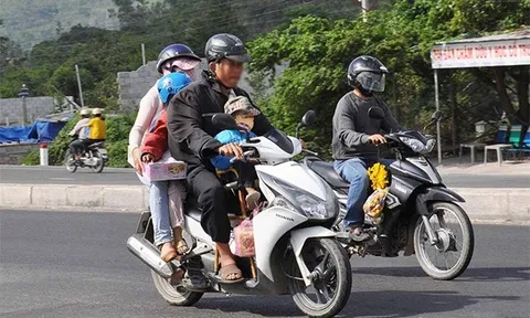 Từ 2025: Người đi xe máy có thể bị phạt đến 14 triệu đồng nếu vi phạm lỗi phổ biến này, cần biết ngay để tránh