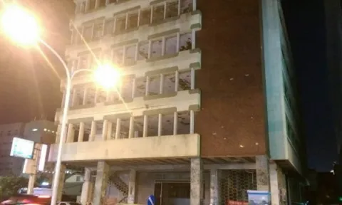 Thi thể bí ẩn trong thang máy bệnh viện: Hiện trường ám ảnh, nhiều uẩn khúc cùng lời đồn đoán rùng rợn