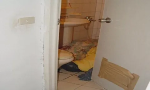 Phát hiện 5 thi thể với tư thế đau lòng trong căn phòng khóa trái cửa: Hiện trường được sắp đặt tỉ mỉ