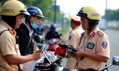 Từ 2025, bổ sung 1 trường hợp xe không chính chủ, vợ chồng, anh chị em cho nhau mượn xe cần chú ý