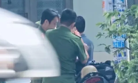 Người đàn ông đâm bạn gái tử vong trước chùa rồi về nhà tự tử: Quá khứ bất hảo 