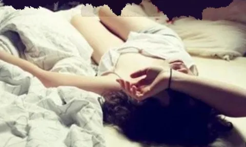 Gạ tình đổi phòng trọ: Cô gái 20 tuổi phẫn nộ hé lộ tin nhắn và yêu cầu biến thái của gã chủ trọ