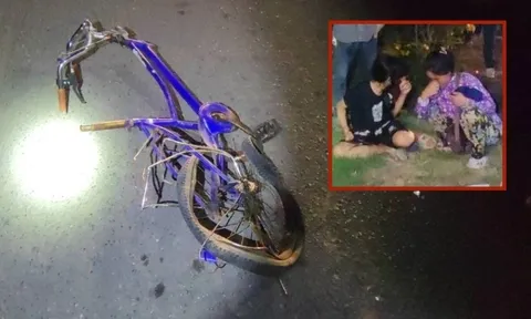 Cặp vợ chồng đi xe đạp bị ô tô tông: 1 người tử vong, 1 người nguy kịch, con gái gào khóc tuyệt vọng tại hiện trường