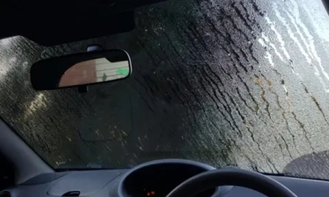 Phát hiện vợ ngồi trong ô tô người khác, chồng điên cuồng lái xe tông trực diện: Lời biện minh bất ngờ