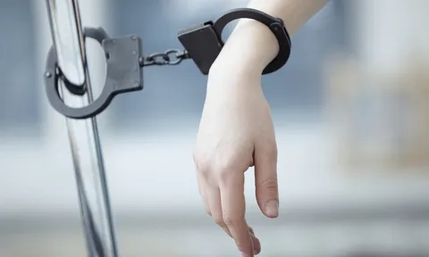 'Bóng hồng tội phạm' sa lưới vì một lần đi xem bói: Từ bà trùm ma túy sống xa hoa đến bi kịch 