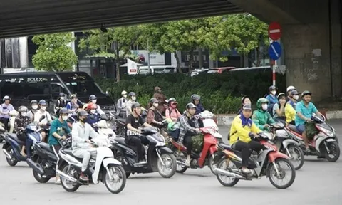 Sau kỳ nghỉ lễ, quy định này sớm có hiệu lực ảnh hưởng trực tiếp đến hàng triệu người đi xe máy, cần nắm rõ kẻo bị phạt