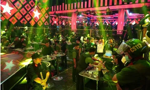 Phơi bày thế giới ngầm đáng sợ bên trong quán bar ở Bình Thuận dành cho các 'dân chơi': Lộ diện 'ông trùm' đứng sau