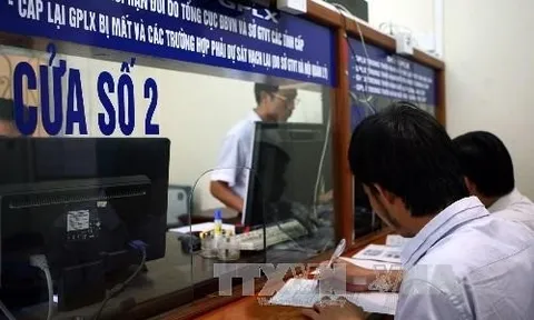 Lưu ý: Từ nay tới 1/1/2026, 6 trường hợp cần đi cấp đổi lại Giấy phép lái xe sang mẫu mới, nếu không bị phạt nặng