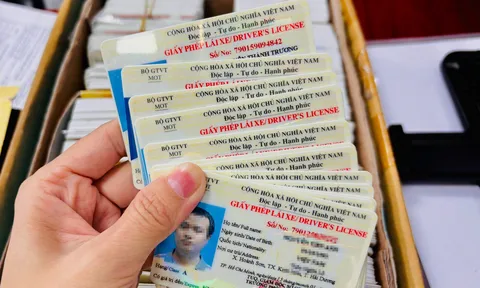 Từ nay: 2 trường hợp bị từ chối cấp lại giấy phép lái xe, cố chấp gửi hồ sơ cũng bị trả về