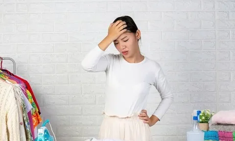 Check camera thấy hành động không thể chấp nhận của giúp việc với bố chồng, con dâu lập tức tăng lương