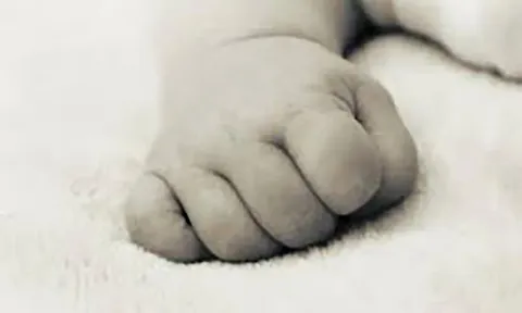 Phát hiện 796 thi thể trẻ sơ sinh bị giấu trong bể phốt: Phanh phui sự thật rúng động