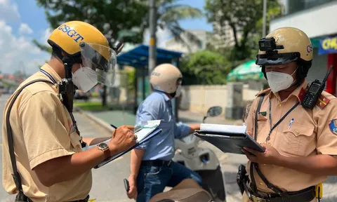 Từ nay, vợ chồng đi xe của nhau, không chính chủ có bị xử phạt tới 8 triệu không? Ai cũng cần nắm rõ