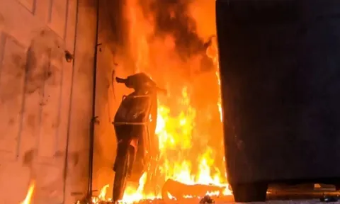 Từ nay: Sạc xe máy điện tại nhà không đảm bảo an toàn PCCC có thể bị phạt đến 50 triệu đồng, ai cũng cần nắm rõ