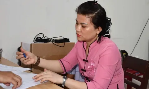 Phẫn nộ lời khai của bảo mẫu ném bé 14 tháng tuổi ở Quảng Ngãi xuống nền nhà tử vong