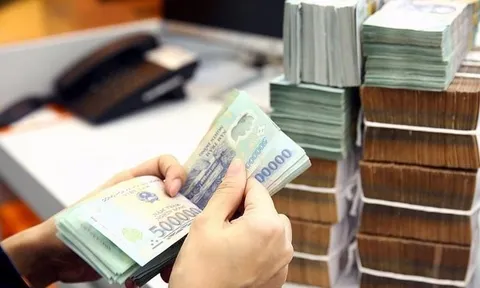 Quy định mới về chế độ tiền lương, phụ cấp liên quan đến quyền lợi của hàng nghìn người có hiệu lực từ 22/8, ai cũng cần nắm rõ