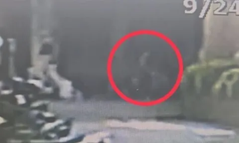 Ra tay khiến vợ cũ tử vong bỏ xác dưới mái hiên nhà hàng xóm, nghi phạm thản nhiên trốn về quê nhờ người thân mua bữa sáng