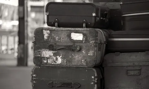 Người đàn ông 50 tuổi mất tích, lần theo định vị điện thoại phát hiện thi thể không nguyên vẹn trong vali hàng xóm