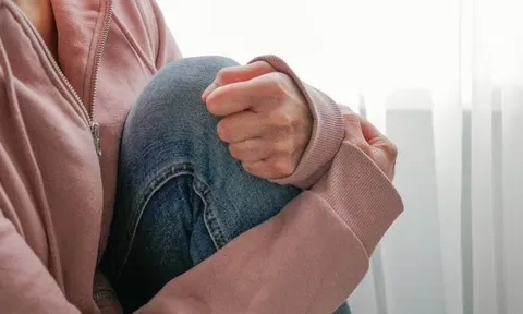 Nữ giáo viên bị 3 thiếu niên xâm hại tập thể, tống tiền bằng video nhạy cảm