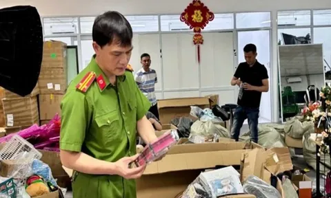 Bất ngờ bên trong kho hàng livestream chứa hơn 3.000 sản phẩm ở Lạng Sơn