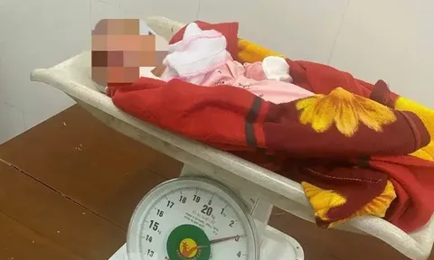 Tiết lộ nội dung thư viết tay bên cạnh bé sơ sinh bị bỏ lại ở nhà văn hóa xã: Từng chữ nghe thắt lòng