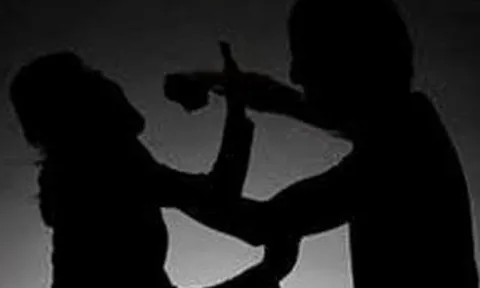 Phát hiện một người phụ nữ nằm gục trong nhà: Hé lộ hành động có toan tính của người chồng trước nhát dao oan nghiệt