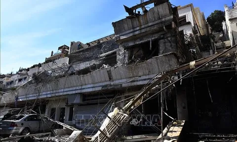 Israel không kích thẳng Dinh Tổng thống Syria, đẩy căng thẳng lên tột độ