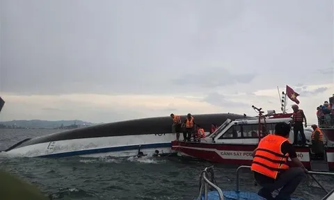 Tìm thấy 28 thi thể nạn nhân vụ chìm tàu ở Hạ Long, hiện trường đau lòng