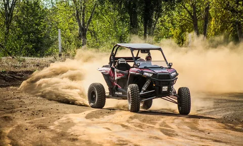 Thương tâm 4 cậu bé văng khỏi xe vượt địa hình, 3 bé bị thương, em trai 6 tuổi tử vong