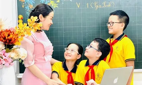 Tin vui: Sẽ có bảng lương, phụ cấp đặc thù cho nhà giáo từ 01/01/2026, quyền lợi của giáo viên tăng thêm thế nào?