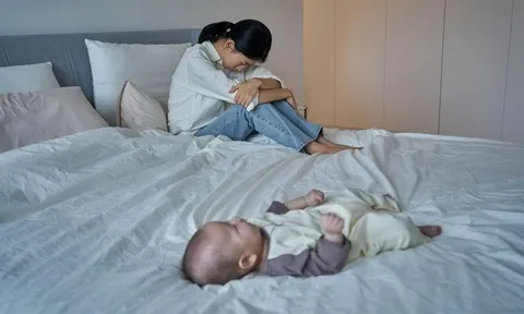 Mẹ nhẫn tâm sát hại 2 con gái song sinh mới 7 tháng tuổi vì chồng nói "nuôi con thì có gì mà khó, anh đi làm vất vả hơn nhiều"