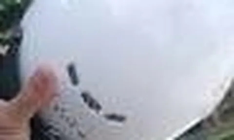 Danh tính người phụ nữ dùng mũ bảo hiểm đánh công an bị thương