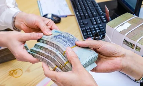 3 chính sách lao động tiền lương có hiệu lực từ tháng 8/2025: Công chức viên chức hưởng mức hỗ trợ 5 triệu đồng/tháng khi nào?