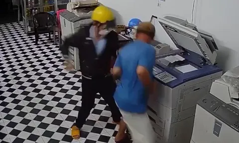 Camera trích xuất cận cảnh nam thanh niên rút dao đâm chủ tiệm photocopy ở Gia Lai: Tiết lộ sốc về nghi phạm