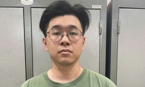 Người đàn ông xăm trổ đánh phụ nữ trước mặt trẻ em tại hành lang chung cư một cách thô bạo: Hình phạt nào thực sự đủ sức răn đe?