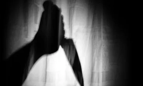 Xót xa cô gái trẻ bị đâm nhiều nhát tử vong chỉ vì từ chối lời bắt chuyện làm quen của người lạ: Hé lộ camera giám sát tại điểm du lịch có điểm mù